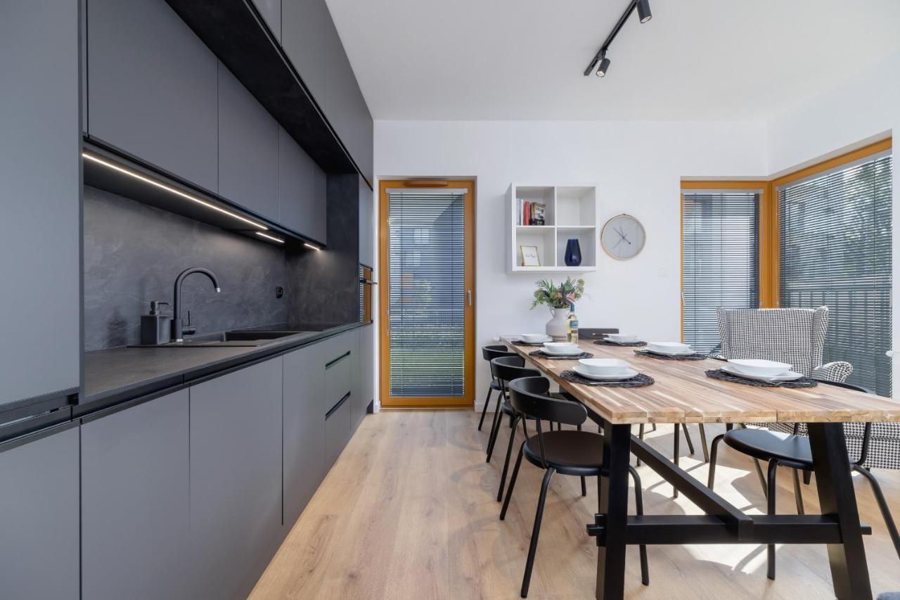 Apartments Cracow Rakowicka By Noclegi Renters คราคูฟ ภายนอก รูปภาพ